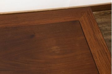 和製ビンテージ　国産指物家具　中森喜三郎作　漆塗り　花梨(カリン)材　幕板に彫刻された松竹梅が目を引く座卓(ローテーブル、センターテーブル、ヴィンテージ)(R-060891)
