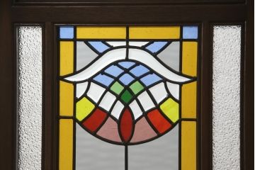 中古　美品　オーク材　ステンドグラス入り　置くだけでお部屋のアクセントになる折り畳み式パーテーション(衝立て、つい立て、間仕切り、折りたたみ)(定価約18万円)(R-060893)