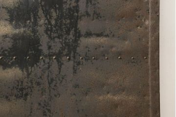 アンティーク建具　総栗材　どっしりとした重厚感が魅力の鉄板張り蔵戸1枚(鉄扉、鉄戸、引き戸、玄関戸)(R-060895)
