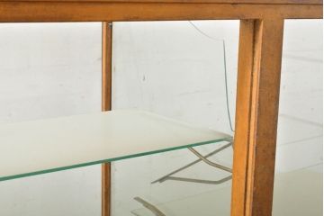 和製アンティーク　特大　ナラ(楢)材　素朴な木の風合いに懐かしさを感じるカウンターガラスケース(Gケース、ショーケース、ディスプレイケース、コレクションケース、キャビネット、飾り棚、陳列棚、店舗什器、英国)(R-060898)
