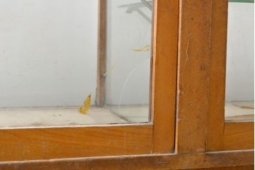 和製アンティーク　特大　ナラ(楢)材　素朴な木の風合いに懐かしさを感じるカウンターガラスケース(Gケース、ショーケース、ディスプレイケース、コレクションケース、キャビネット、飾り棚、陳列棚、店舗什器、英国)(R-060898)