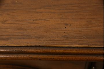 中古　美品　DREXEL HERITAGE(ドレクセルヘリテイジ)　気品あふれる佇まいが魅力のサイドボード(チェスト、引き出し)(R-060900)