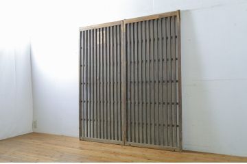 アンティーク建具　和の風情漂う荒格子戸2枚セット(格子戸、引き戸)(R-060906)
