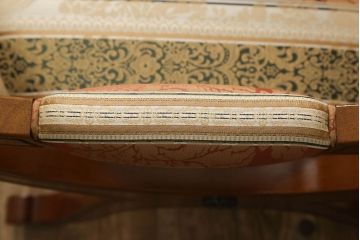 中古　美品　DREXEL HERITAGE(ドレクセルヘリテイジ)　ESPERANTO(エスペラント)　光沢のあるファブリックが高級感を醸し出すアーム付きダイニングチェア(イス、椅子)(定価約24万円)(R-060915)