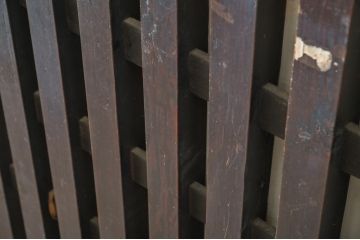 アンティーク建具　和モダンな空間づくりにおすすめの荒格子戸1枚(引き戸、格子戸)(R-060931)