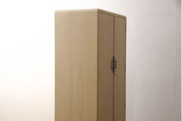 中古　伝統工芸士　田澤謙介作　かくし付き　上品なデザインの金具が和の趣あふれる加茂総桐箪笥(大丸、総桐たんす、着物箪笥、衣装箪笥、和タンス、整理箪笥、収納箪笥、引き出し)(定価約180万円)(R-060933)