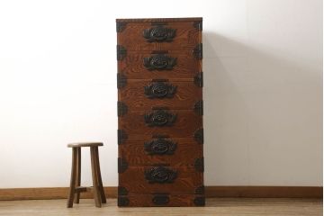 中古　美品　岩谷堂箪笥　こだわりの意匠が目を引く縦型チェスト(整理箪笥、引き出し、和タンス、収納箪笥、衣装箪笥)(R-060935)