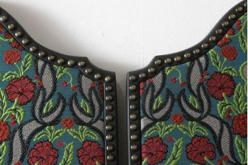 中古　超美品　グッチ(GUCCI)　フローラル&ビー(ハチ)　エキゾチックな雰囲気を醸し出す4パネルスクリーン(フローラルジャカード、ビージャガード、パーテーション、間仕切り、衝立て、折り畳み、つい立て)(定価約308万円)(R-060939)