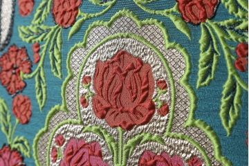 中古　超美品　グッチ(GUCCI)　フローラル&ビー(ハチ)　エキゾチックな雰囲気を醸し出す4パネルスクリーン(フローラルジャカード、ビージャガード、パーテーション、間仕切り、衝立て、折り畳み、つい立て)(定価約308万円)(R-060939)