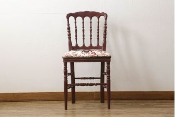 中古　超美品　グッチ(GUCCI)　ビー(ハチ)　エンブロイダリー　個性的なデザインが空間のアクセントになるウッドチェア(椅子、イス、ハーバリウムプリント)(定価約32万円)(R-060940)
