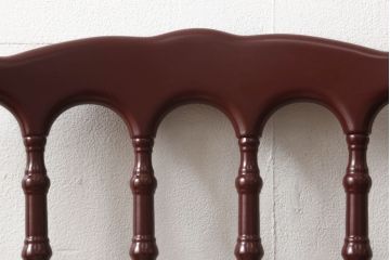 中古　超美品　グッチ(GUCCI)　ビー(ハチ)　エンブロイダリー　個性的なデザインが空間のアクセントになるウッドチェア(椅子、イス、ハーバリウムプリント)(定価約32万円)(R-060941)