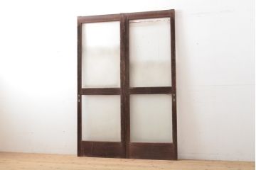 アンティーク建具　昭和中期　シンプルなデザインで合わせやすいガラス戸2枚セット(引き戸、建具)(R-060947)