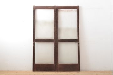 アンティーク建具　昭和中期　シンプルなデザインで合わせやすいガラス戸2枚セット(引き戸、建具)(R-060947)