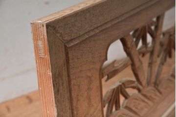 アンティーク建具　松と竹の彫刻が和の雰囲気を高める欄間1枚(明かり取り、明り取り)(R-060953)