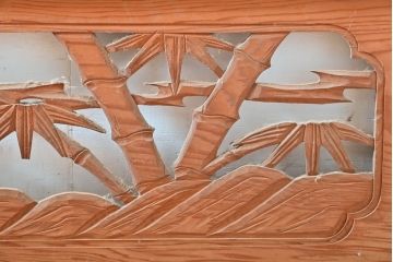 アンティーク建具　松と竹の彫刻が和の雰囲気を高める欄間1枚(明かり取り、明り取り)(R-060953)
