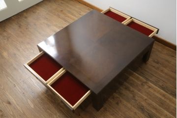 中古　カリモク　domani(ドマーニ)　Morganton(モーガントン)　ゴールドの引手が高級感を演出するセンターテーブル(リビングテーブル、ローテーブル)(定価約22万円)(R-060954)