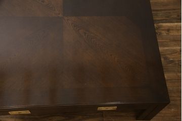 中古　カリモク　domani(ドマーニ)　Morganton(モーガントン)　ゴールドの引手が高級感を演出するセンターテーブル(リビングテーブル、ローテーブル)(定価約22万円)(R-060954)