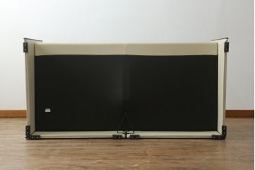 中古　展示品　超美品　Cassina(カッシーナ)　405　DUC(デュック)　FX革　黒のパイピングが空間を引き締める2人掛けソファ(2P、アームソファ)(定価約110万円)(R-060959)