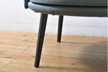 中古　美品　国内未入荷(海外限定アイテム品)　デンマーク　HAY(ヘイ)　Dorso(ドルソ)　GamFratesi(ガムフラテージ)　イージーチェア　モダンでスタイリッシュなラウンジチェア(1人掛けソファ、1P、回転椅子、アームチェア、イス、北欧)(定価約30万円)(R-060960)