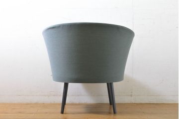 中古　美品　国内未入荷(海外限定アイテム品)　デンマーク　HAY(ヘイ)　Dorso(ドルソ)　GamFratesi(ガムフラテージ)　イージーチェア　モダンでスタイリッシュなラウンジチェア(1人掛けソファ、1P、回転椅子、アームチェア、イス、北欧)(定価約30万円)(R-060960)