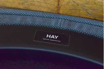 中古　美品　国内未入荷(海外限定アイテム品)　デンマーク　HAY(ヘイ)　Dorso(ドルソ)　GamFratesi(ガムフラテージ)　イージーチェア　モダンでスタイリッシュなラウンジチェア(1人掛けソファ、1P、回転椅子、アームチェア、イス、北欧)(定価約30万円)(R-060961)
