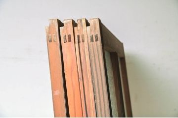 アンティーク建具　素通しガラス　昭和レトロな雰囲気漂うガラス戸4枚セット(引き戸、格子戸)(R-060963)
