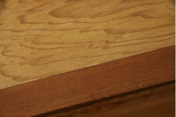 中古　屋久杉を使用した木の温もりあふれるサイドボード(サイドチェスト、収納箪笥、小物収納、引き出し)(定価約180万円)(R-060970)