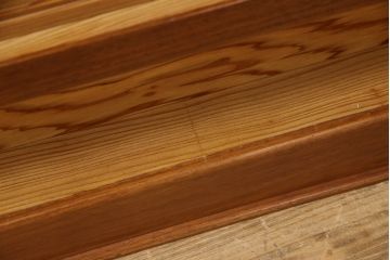中古　屋久杉を使用した木の温もりあふれるサイドボード(サイドチェスト、収納箪笥、小物収納、引き出し)(定価約180万円)(R-060970)