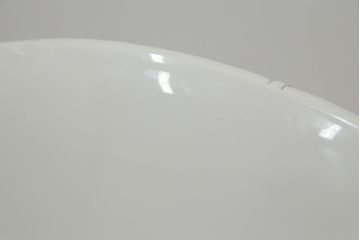 中古　美品　Cassinaixc.(カッシーナイクスシー)　Philippe Starck(フィリップ・スタルク)　245　CAPRICE(カプリス)　丸みのあるボディと華奢な脚のバランスが美しいアームレスチェア(ダイニングチェア、椅子、イス)(定価約17万円)(R-060975)