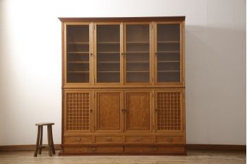 中古　美品　特注品　最高級!!　屋久杉の美しい杢目を堪能できるキャビネット(食器棚、収納棚、戸棚、水屋箪笥)(R-060977)