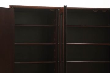 和製ビンテージ　美品　北欧デザイン　ローズウッド　シンプルながらも上品な佇まいが魅力的なサイドボード(ヴィンテージ、サイドキャビネット、収納棚、戸棚、食器棚、カップボード)(R-060978)