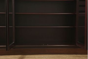 和製ビンテージ　美品　北欧デザイン　ローズウッド　シンプルながらも上品な佇まいが魅力的なサイドボード(ヴィンテージ、サイドキャビネット、収納棚、戸棚、食器棚、カップボード)(R-060978)