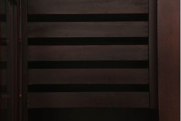 和製ビンテージ　美品　北欧デザイン　ローズウッド　シンプルながらも上品な佇まいが魅力的なサイドボード(ヴィンテージ、サイドキャビネット、収納棚、戸棚、食器棚、カップボード)(R-060978)
