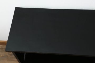 中古　美品　輪島塗り　総漆塗り　梨地蒔絵入り　日本風情漂う上品な茶棚(飾り棚、収納棚、戸棚)(定価約110万円)(R-060996)