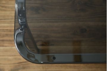 フランスビンテージ　mobilia(モビリア)取り扱い　airborne(エアボーン)　洗練されたデザインが魅力のガラステーブル(センターテーブル、ローテーブル、リビングテーブル、ヴィンテージ)(R-061004)