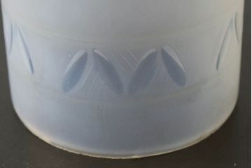 アンティーク照明　大正昭和初期　オパールガラス　情緒あふれるレトロな雰囲気が魅力の吊り下げ照明(ペンダントライト、天井照明)(R-061017)