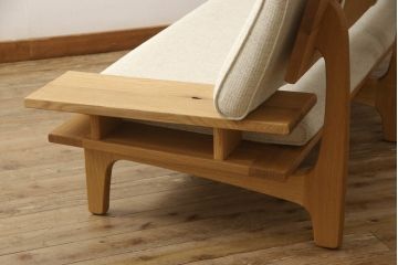 中古　美品　飛騨産業　キツツキ　森のことば　背クッション付き　両肘付ソファ3P　ハイタイプ　木のぬくもりを感じる3人掛けソファ(三人掛け、アームソファ)(R-061019)
