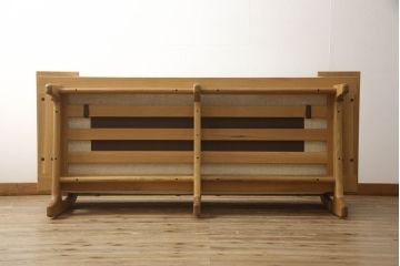 中古　美品　飛騨産業　キツツキ　森のことば　背クッション付き　両肘付ソファ3P　ハイタイプ　木のぬくもりを感じる3人掛けソファ(三人掛け、アームソファ)(R-061019)