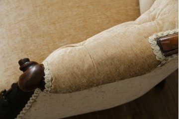 イギリスアンティーク　マホガニー材　上質な空間づくりに取り入れたい最高級品のシェーズロングソファ(カウチソファ、長椅子、2P、3P、2人掛け、3人掛け、二人掛け、三人掛け)(R-061020)