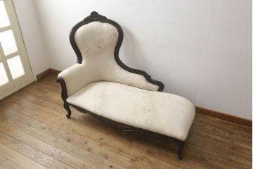 中古　美品　イタリア高級ブランド　モーダ(MODA)　優雅なデザインが目を惹くロココ調カウチソファ(2人掛けソファ、シェーズロング、2P、長椅子、二人掛け)(定価約100万円)(R-061021)