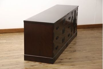 中古　美品　筑後民芸　表面欅(ケヤキ)材　重厚な佇まいが魅力的なテレビ台(ローボード、ローチェスト)(R-061022)