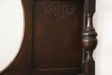 イギリスアンティーク　オーク材　品のある装飾が魅力的なミラーバックサイドボード(キャビネット、収納棚、鏡)(R-061031)