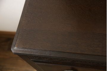 イギリスアンティーク　オーク材　品のある装飾が魅力的なミラーバックサイドボード(キャビネット、収納棚、鏡)(R-061031)