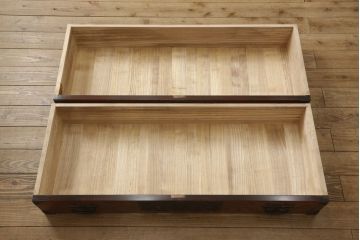 中古　美品　岩谷堂箪笥　菊幸　和の趣あふれる衣装箪笥(和箪笥、和たんす、収納箪笥、引き出し、上下バラ売り可能)(定価約83万円)(R-061034)