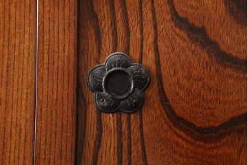 中古　美品　岩谷堂箪笥　菊幸　和の趣あふれる衣装箪笥(和箪笥、和たんす、収納箪笥、引き出し、上下バラ売り可能)(定価約83万円)(R-061034)
