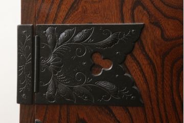 中古　美品　岩谷堂箪笥　菊幸　和の趣あふれる衣装箪笥(和箪笥、和たんす、収納箪笥、引き出し、上下バラ売り可能)(定価約83万円)(R-061034)