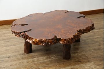 中古　美品　銘木　楓(カエデ)の輪切り　瘤材　鳥眼杢(バーズアイ)　木の風合いを活かした高級座卓(ローテーブル、センターテーブル、リビングテーブル)(定価約50万円)(R-061036)