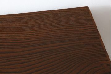 中古　岩谷堂箪笥　牡丹紋様　ダイナミックな杢目と存在感のある金具が魅力的な収納棚(茶箪笥、飾り棚、戸棚、サイドキャビネット、引き出し、和タンス、和たんす)(定価約45万円)(R-061043)