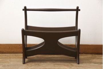 和製ビンテージ　希少な絶版品!!　maruni(マルニ木工)　和モダンな空間づくりに取り入れやすいマガジンラック(ヴィンテージ、本立て)(R-061050)