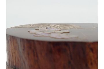大下香仙　漆工芸大下香仙工房　ブドウ蒔絵　螺組細工　加賀蒔絵　ツタ香合(共箱付き、茶道具、葡萄、蔦)(R-061059)